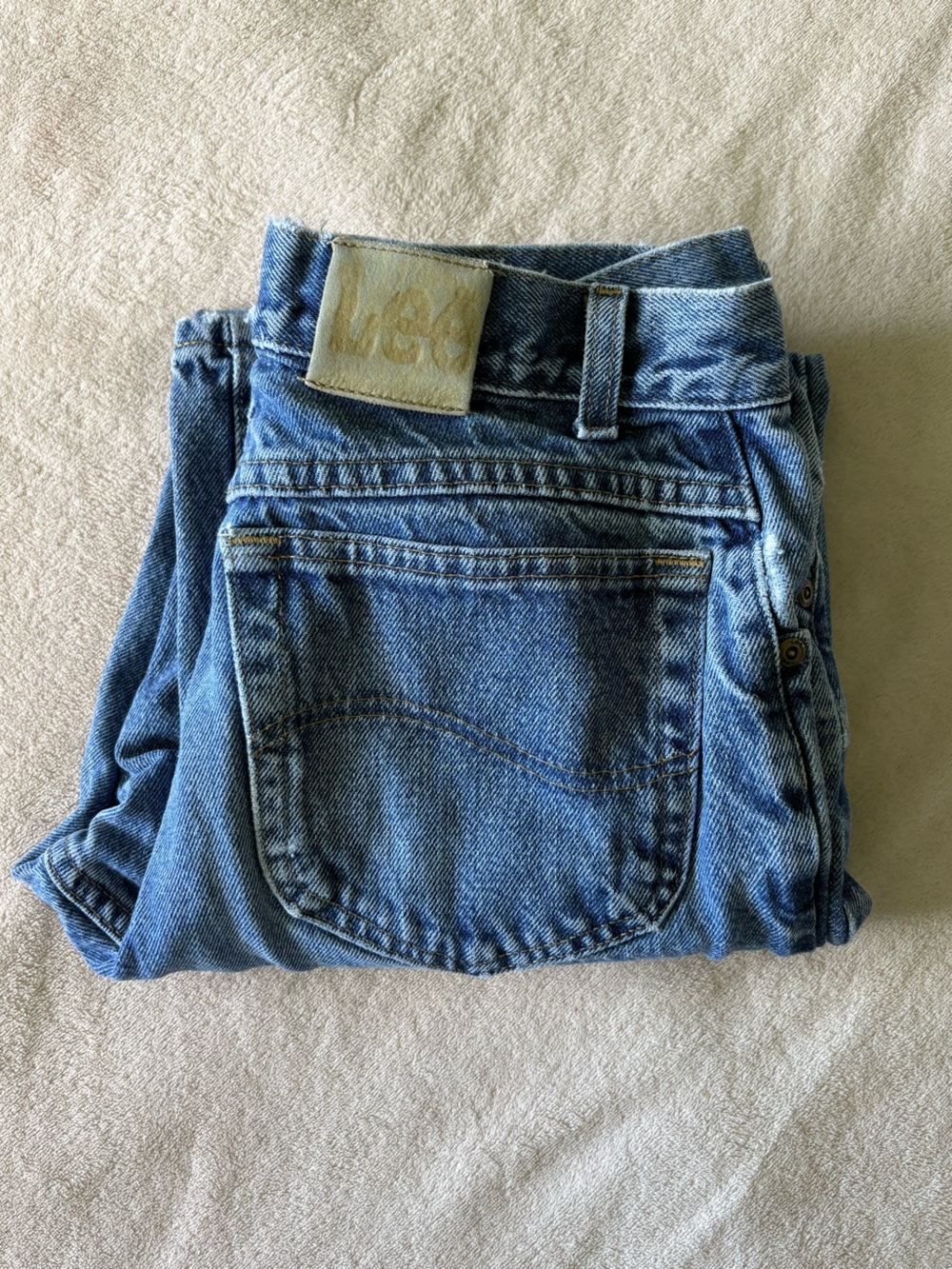 ✨ Vintage Lee "1889" High-Waisted Straight Leg Jeans ✨